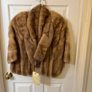 Landers Furs Since 1915 Fur Stole with Pockets and Head Wrap, Vintage